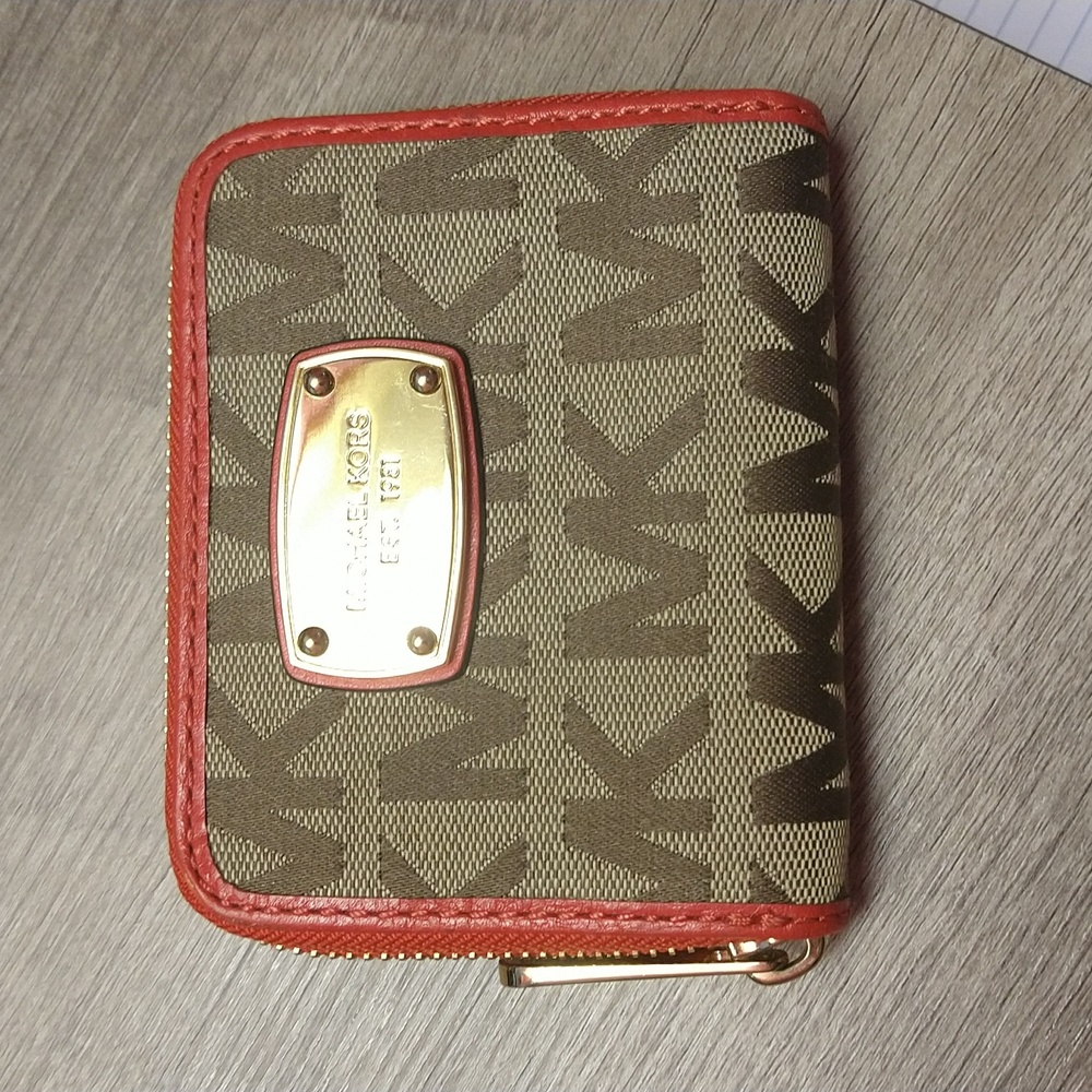 Michael Kors Signature Canvas Zip Around Compact Wallet Like New